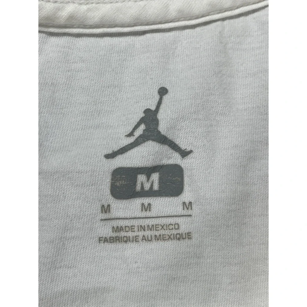 Nike Air Jordan Gatorade Long Sleeve Shirt Men M White Graphic Be Like Mike